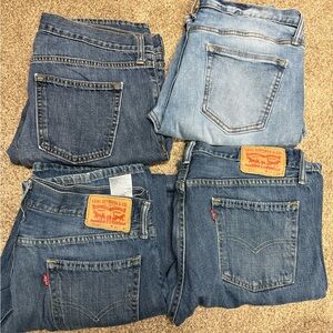Bundle of 4 34x32 men’s jeans - fantastic condition Levi’s and old navy